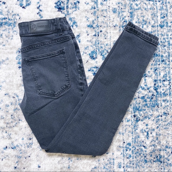 washed out black skinny jeans